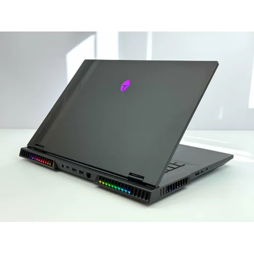 Ноутбук Thunderobot Zero 18 Pro 18" 2560x1600 240Hz ( Intel Core Ultra 9 275HX, 32 GB DDR5, 1 TB SSD,Nvidia RTX 5090 24 GB, Windows 11 Home)