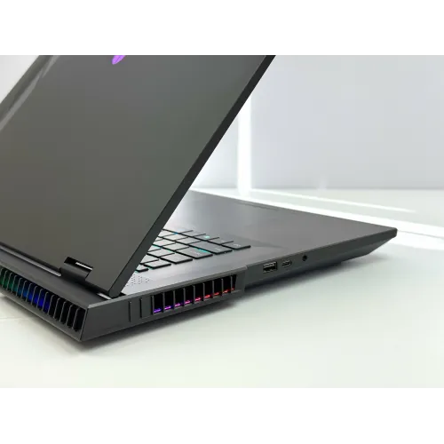 Ноутбук Thunderobot Zero 18 Pro 18" 2560x1600 240Hz ( Intel Core Ultra 9 275HX, 32 GB DDR5, 1 TB SSD,Nvidia RTX 5090 24 GB, Windows 11 Home)